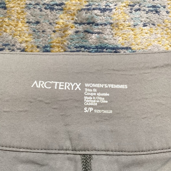 Arc'teryx A2B Skort Skirt Shorts Sand Beige Wrap Golf Pickleball Tennis small - Picture 5 of 10